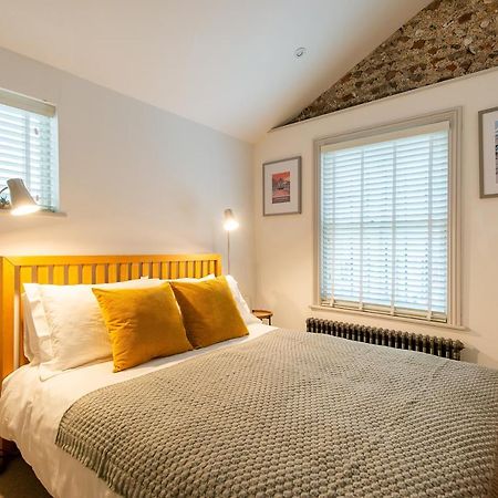 Beautiful, Central, 3 Min Walk From Beach, 2 King Doubles Brighton Kültér fotó