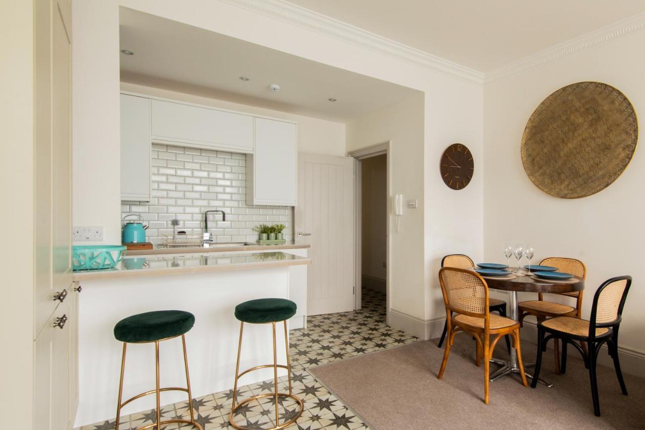 Beautiful, Central, 3 Min Walk From Beach, 2 King Doubles Brighton Kültér fotó